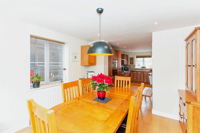 4 Bedroom Detached House For Sale In Playcross Close, Great Cambourne, Cambridge, CB23