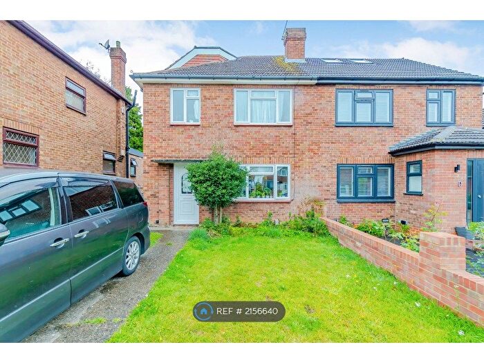 4 Bedroom Semi-Detached House To Rent In Maxwell Gardens, Orpington, Greater London, BR6