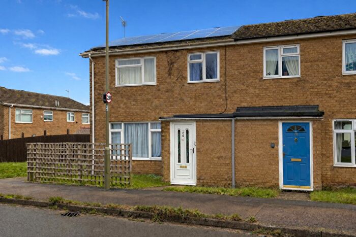 3 Bedroom End Of Terrace House For Sale In Walterbush Road, Chipping Norton, OX7