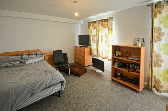 4 Bedroom Flat Share To Rent In Flat, Tiverton Way, Cambridge, Cambridgeshire, CB1