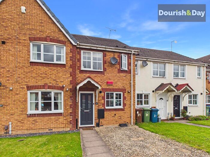 2 Bedroom Terraced House For Sale In Commonside Close, Stafford, ST16