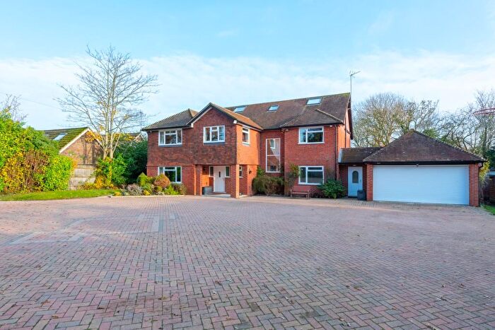 7 Bedroom Detached House For Sale In Shinfield, Berkshire, RG2