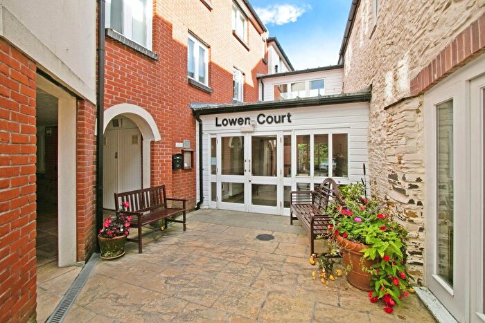 2 Bedroom Flat For Sale In Quay Street, Truro, Cornwall, TR1