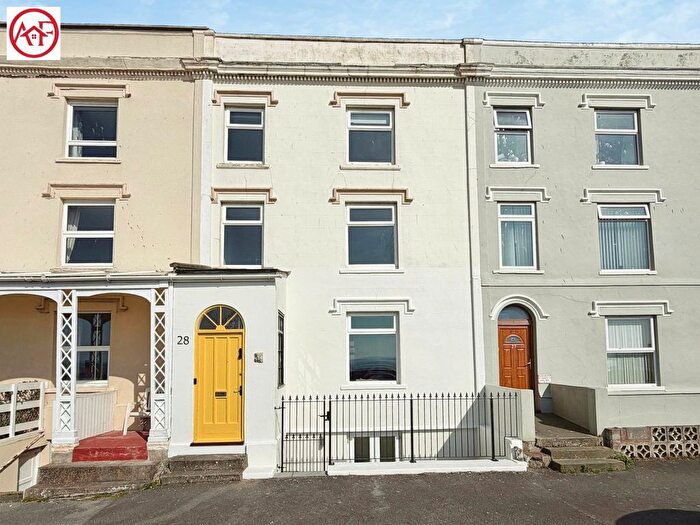 6 Bedroom Terraced House For Sale In Esplanade, Burnham-On-Sea, TA8