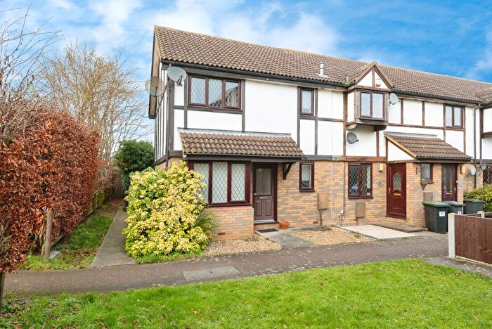 1 Bedroom End Of Terrace House For Sale In Astral Close, Lower Stondon, Henlow, Bedfordshire, SG16
