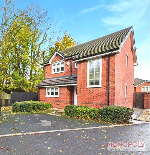 3 Bedroom Detached House For Sale In Maes Gwyrdd, Gwersyllt, Wrexham, LL11