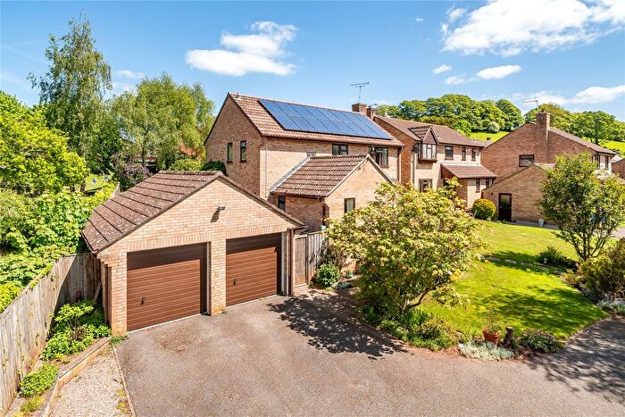 4 Bedroom Detached House For Sale In Western Lea, Crediton, Devon, EX17