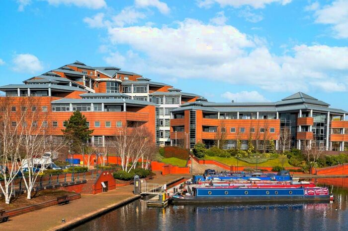 2 Bedroom Penthouse For Sale In Waterfront West, Brierley Hill, West Midlands, DY5