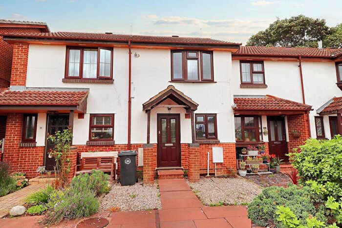 2 Bedroom Terraced House To Rent In Stanley Gardens, Walton-On-Thames, KT12