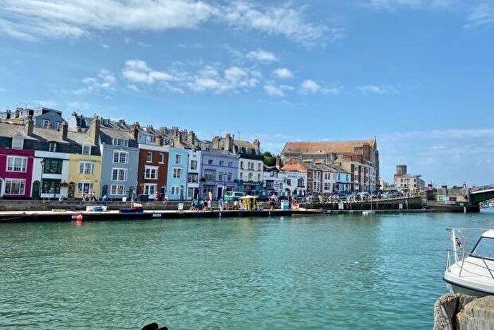 3 Bedroom Property To Rent In Love Lane, Weymouth, DT4