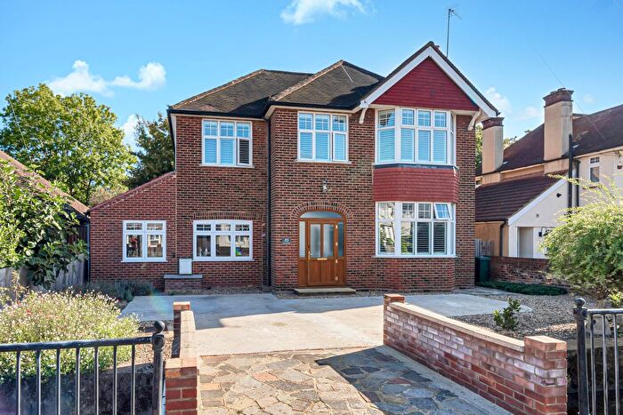 4 Bedroom Detached House For Sale In Budebury Road, Staines-Upon-Thames, TW18
