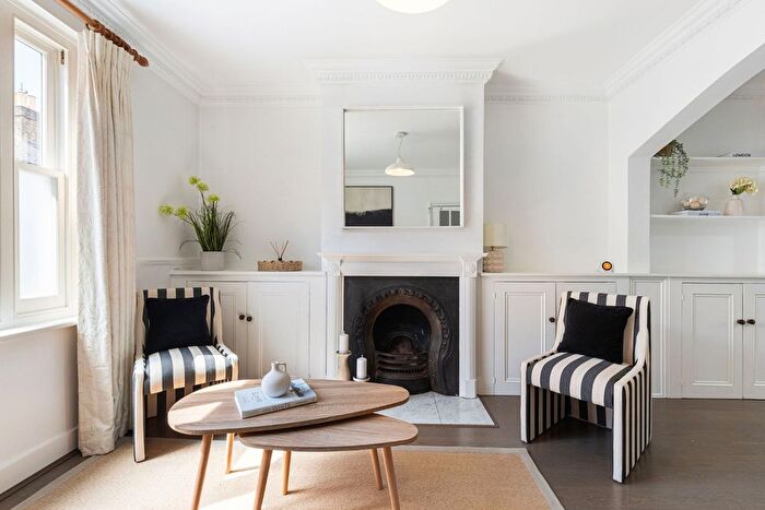 2 Bedroom Terraced House For Sale In Albert Road, Richmond, TW10