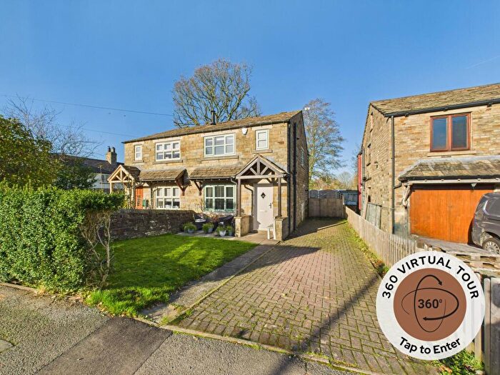 3 Bedroom Semi-Detached House For Sale In Walker Lane, Macclesfield, SK11