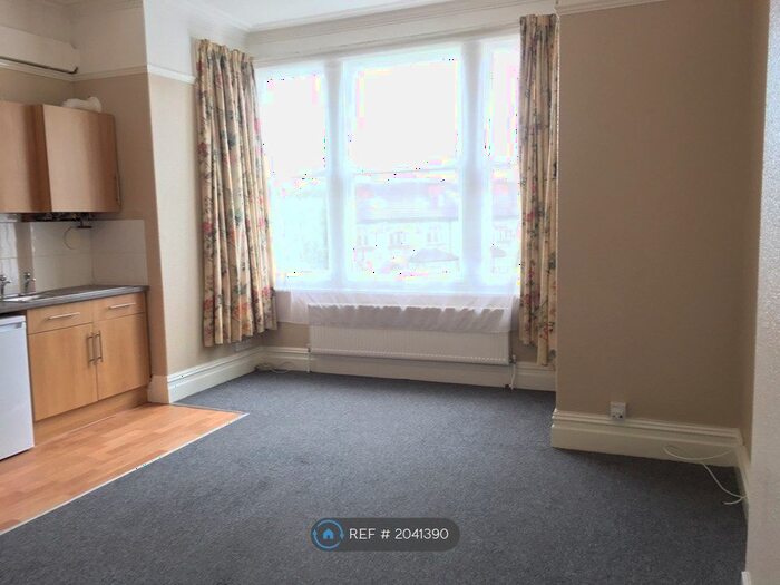 1 Bedroom Flat To Rent In Redland Road, Bristol, BS6