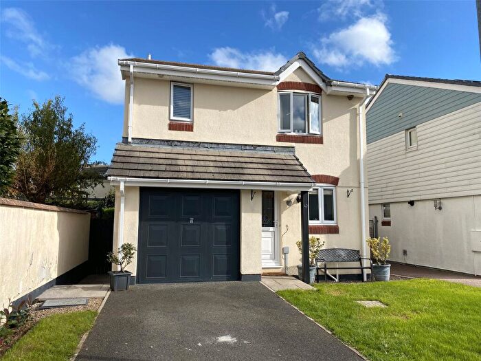 3 Bedroom Detached House For Sale In Trelinnoe Gardens, South Petherwin, Launceston, Cornwall, PL15