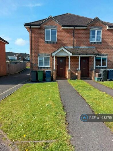 2 Bedroom Semi-Detached House To Rent In Olsen Cottages, Stokenchurch, High Wycombe, HP14