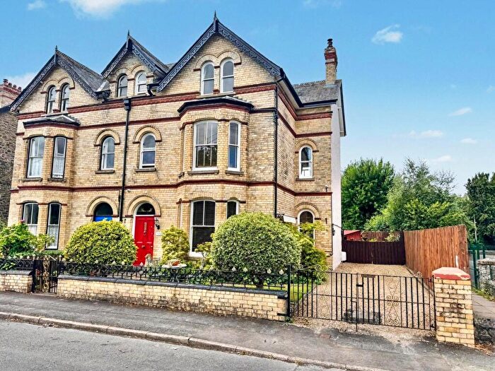 6 Bedroom Semi-Detached House For Sale In North Road, Builth Wells, Powys, LD2