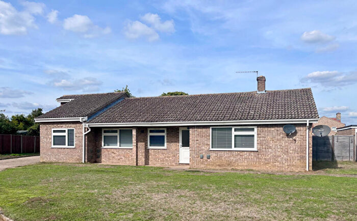 5 Bedroom Bungalow To Rent In Rose Green Lane, Beck Row, IP28