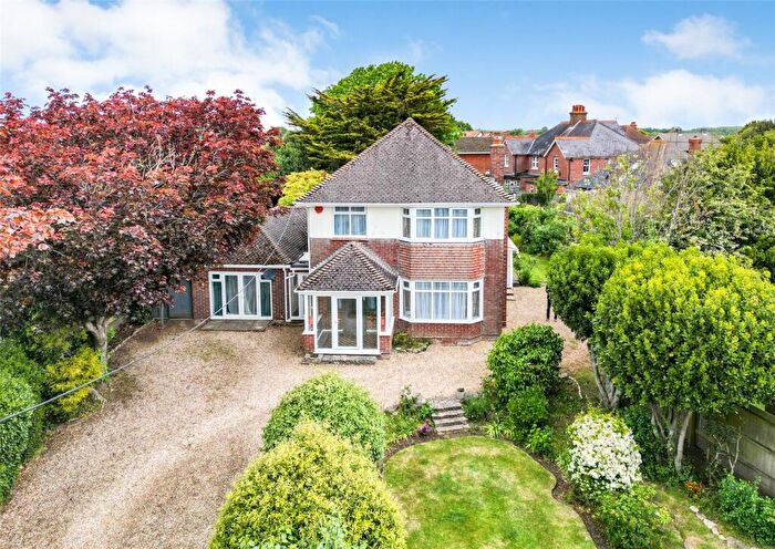 4 Bedroom Detached House For Sale In Keyhaven Road, Milford-On-Sea, Hampshire, SO41