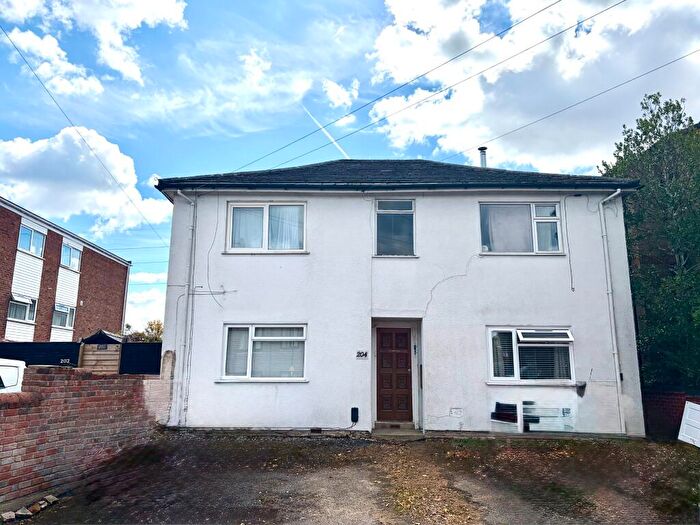 1 Bedroom Apartment To Rent In Millbrook Road East, SO15