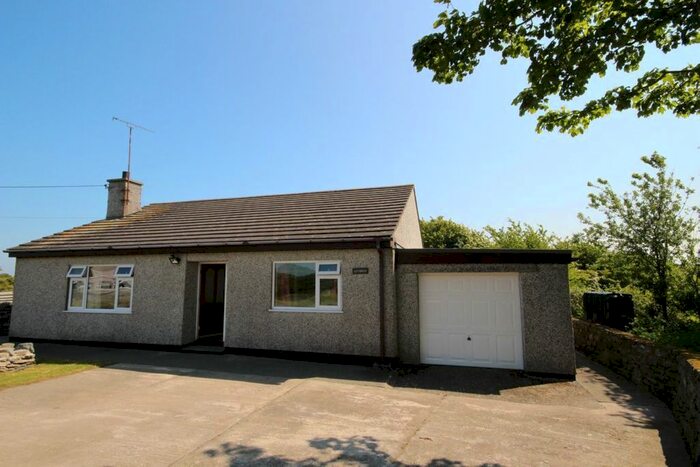 2 Bedroom Bungalow To Rent In Mynydd Mechell, Amlwch, LL68