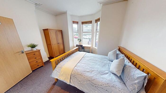 5 Bedroom Semi-Detached House To Rent In Gregory Boulevard, Nottingham, NG7