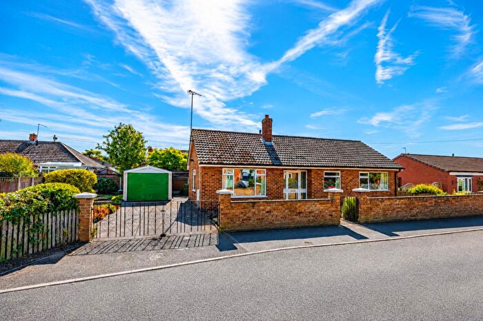 3 Bedroom Detached Bungalow For Sale In Tippings Lane, Farnsfield, NG22