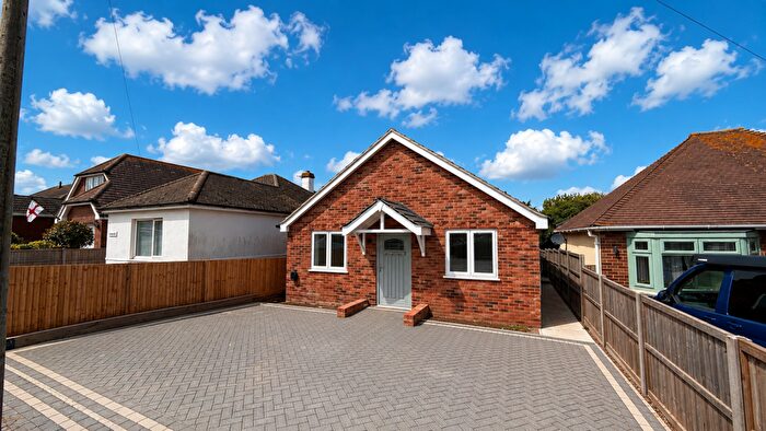 2 Bedroom Detached Bungalow For Sale In Princes Avenue, Minster On Sea, Sheerness, ME12