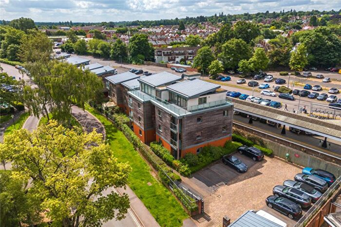1 Bedroom Apartment For Sale In Meadow Road, Henley-on-Thames, Oxfordshire, RG9
