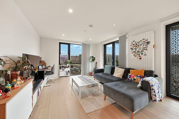 2 Bedroom Flat For Sale In John Cabot House, Royal Wharf, London, E16