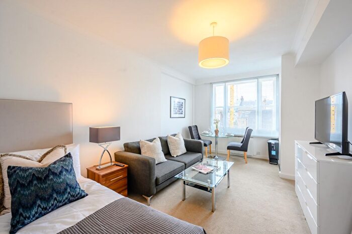 Studio To Rent In Hill Street, Mayfair, W1J