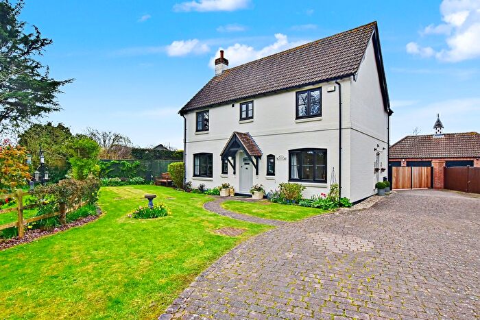 4 Bedroom Detached House For Sale In Woods End, Dunholme, Lincoln, LN2