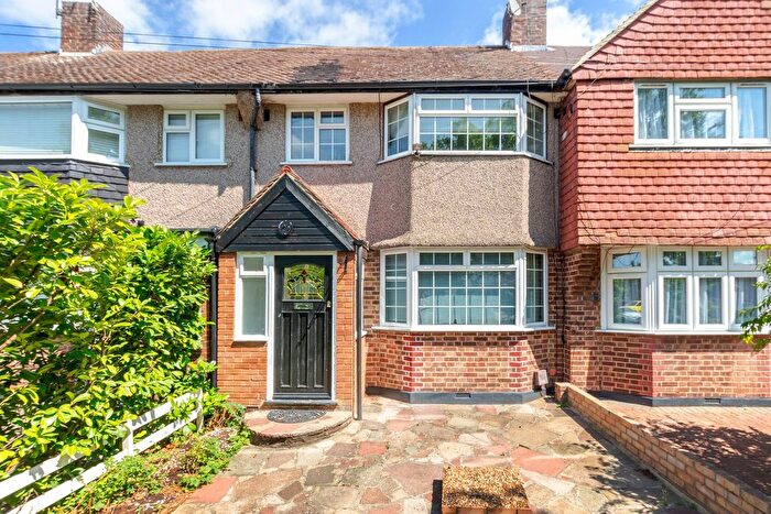 3 Bedroom Terraced House For Sale In Berwick Crescent, Sidcup, DA15
