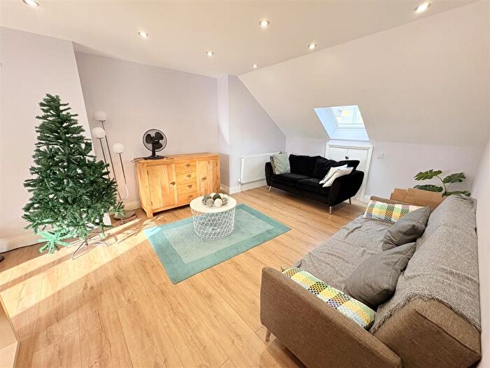 3 Bedroom Apartment To Rent In Dudden Hill Lane, London, NW10