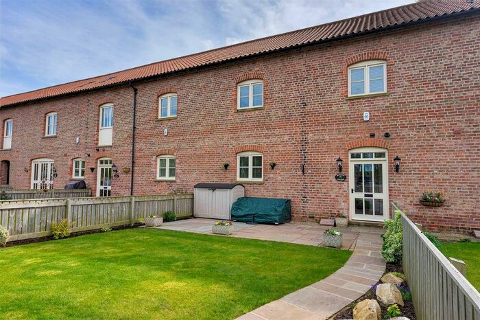 3 Bedroom Barn Conversion For Sale In Enholmes Lane, Patrington, Hull, HU12
