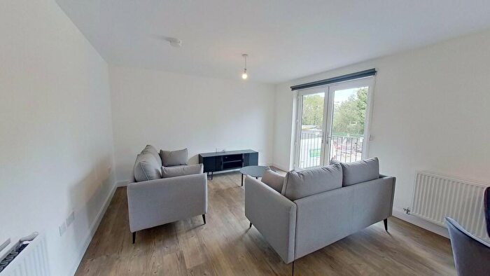 2 Bedroom Flat To Rent In Kilpatrick Grove, Edinburgh, EH6
