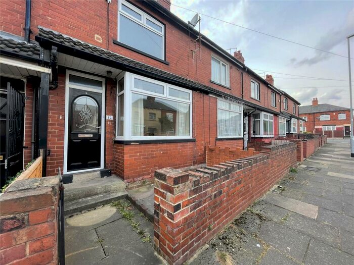 2 Bedroom House To Rent In Garton Grove, LS9