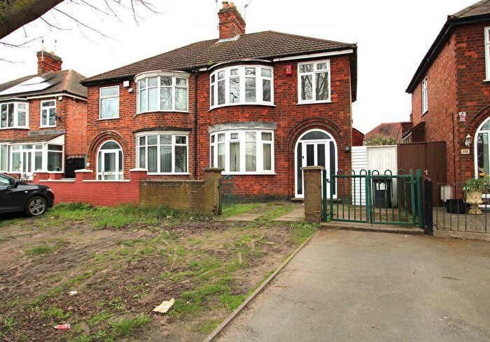 3 Bedroom Semi Detached House To Rent In Abbey Lane, Leicester, LE4