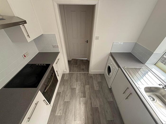 1 Bedroom Flat To Rent In Hertford Road, Enfield, EN3