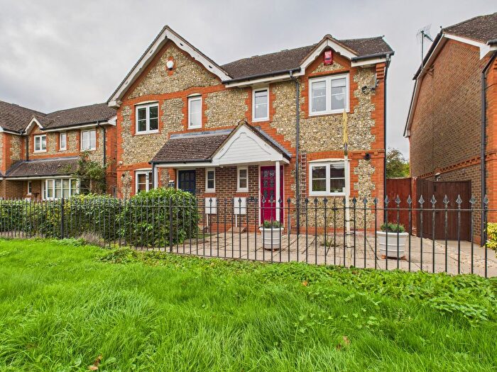 3 Bedroom Semi-Detached House For Sale In Ivy Close, Longwick, Princes Risborough, HP27