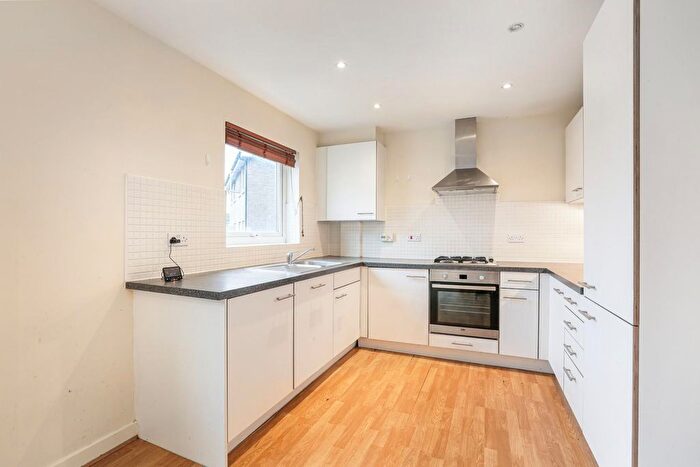 2 Bedroom Flat To Rent In Calypso Crescent, Peckham, SE15
