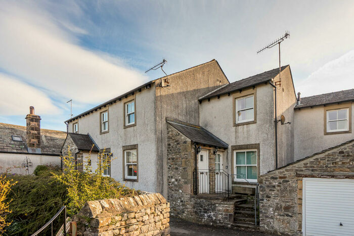2 Bedroom Terraced House To Rent In Tram Lane, Kirkby Lonsdale, Carnforth, LA6