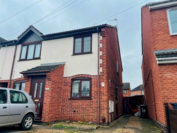 2 Bedroom End Of Terrace House To Rent In Barkby Road, Rushey Mead, Leicester, LE4