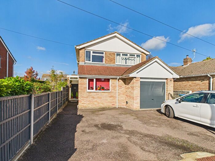 4 Bedroom Detached House For Sale In Tewkesbury Avenue, Fareham, PO15