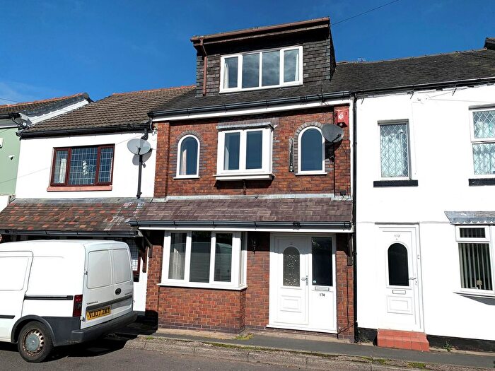 4 Bedroom Terraced House To Rent In Ravens Lane, Bignall End, Stoke-On-Trent, ST7