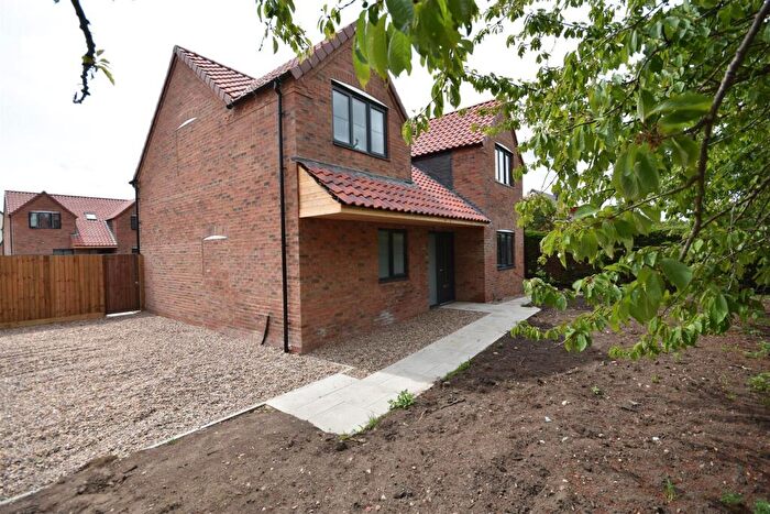 4 Bedroom Detached House For Sale In Barnby Road, Newark, NG24