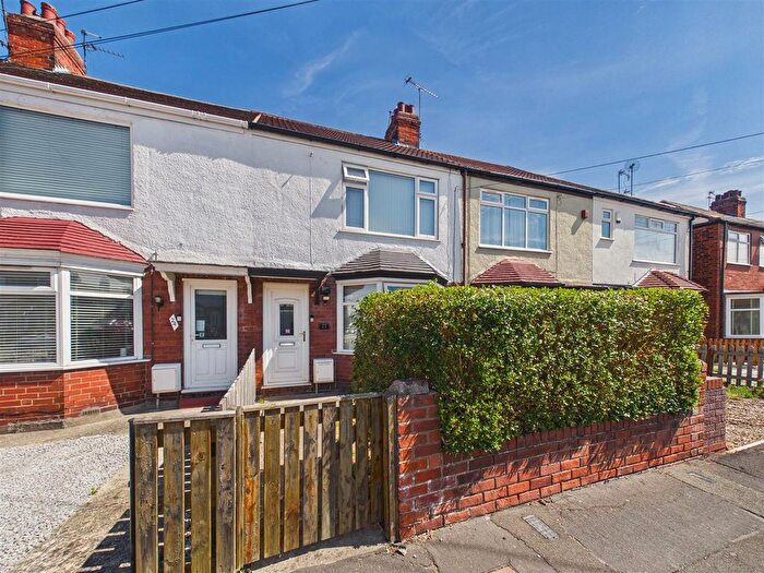 2 Bedroom Terraced House For Sale In Brooklands Road, Hull, HU5