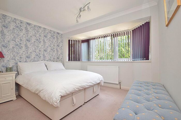 3 Bedroom Detached House For Sale In Wycombe Road, Princes Risborough, HP27