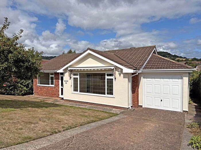 2 Bedroom Detached Bungalow For Sale In Higher Woolbrook Park, Sidmouth, EX10