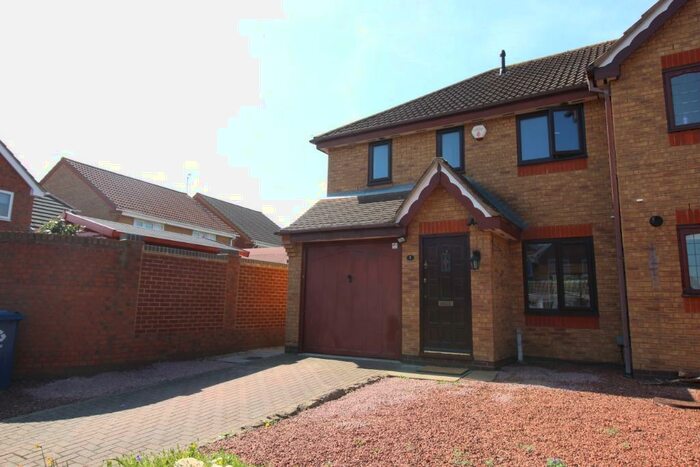 3 Bedroom Semi-Detached House To Rent In Boretree Way, Huntingdon, PE29